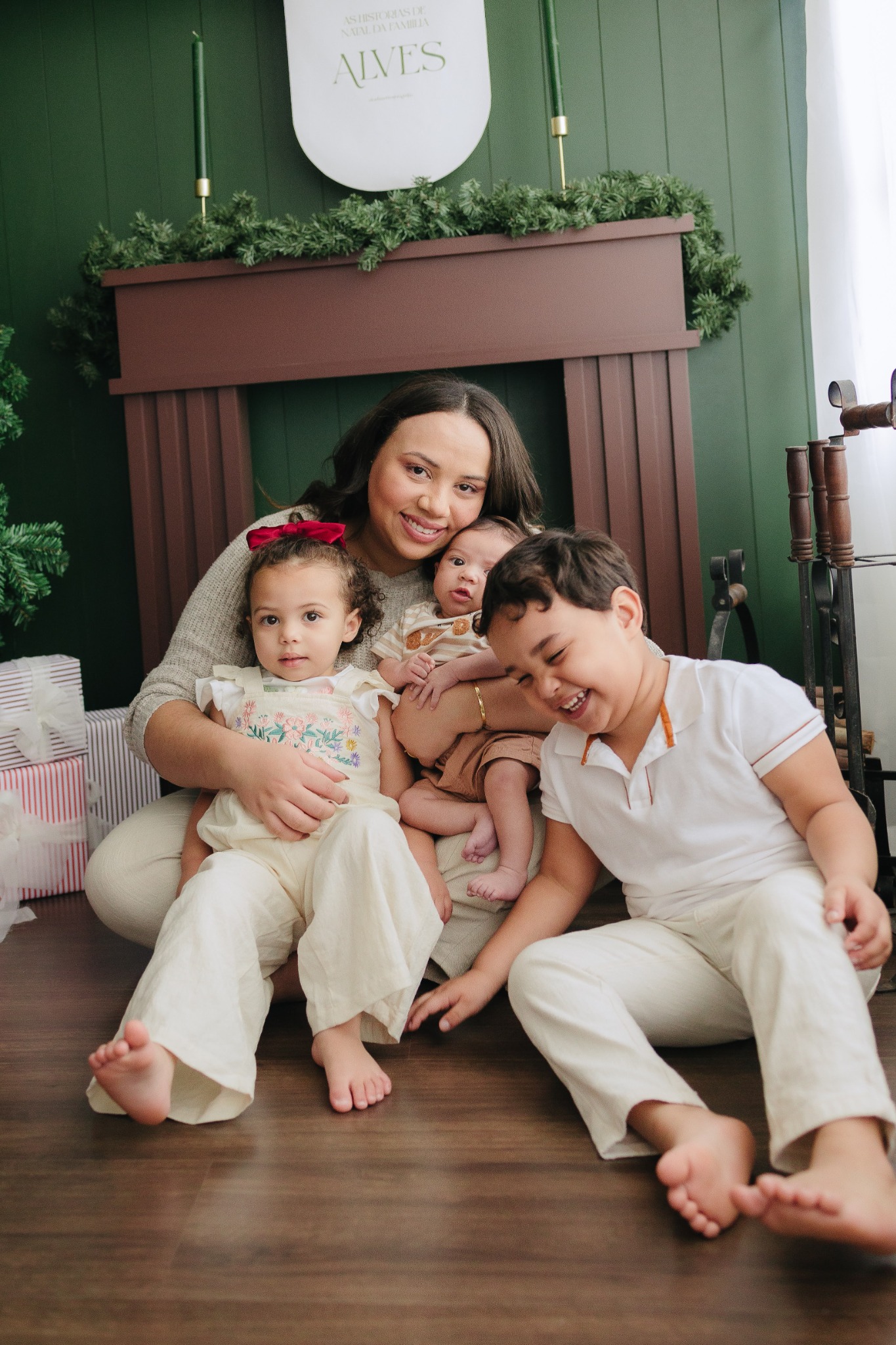 Gabriela com os filhos